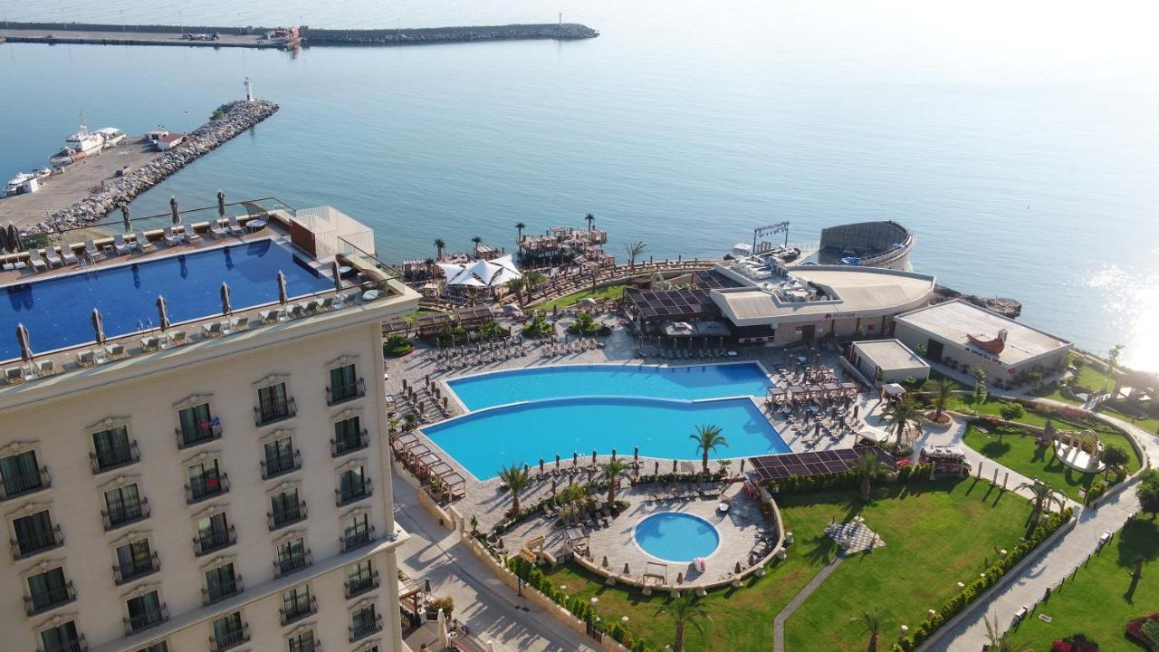Lords Palace Hotel SPA Casino Kyrenia  Exterior foto